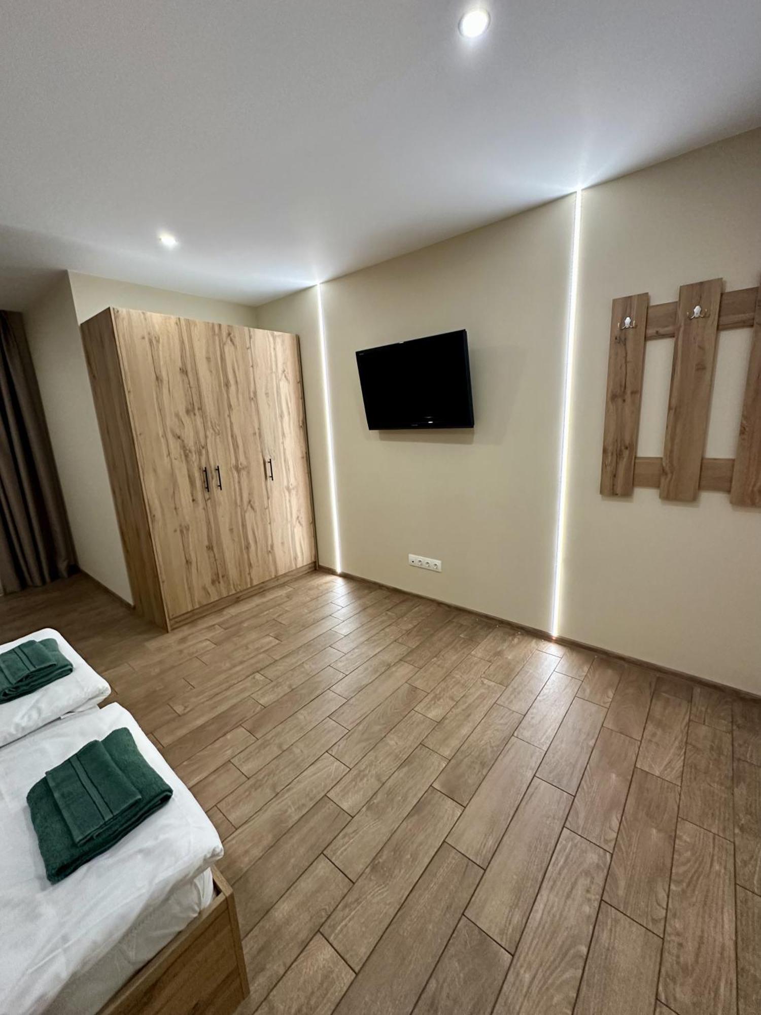 Music Flats Apartment *